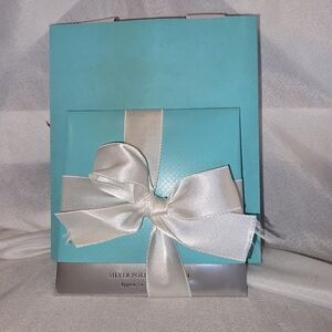 Tiffany's Cleaning Cloth.